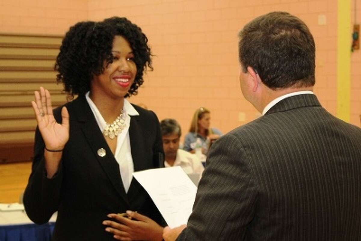 Tabetha Wilson is sworn in as the newest member of the Albany city school board on Thursday, Sept. 14, 2017. (Photo courtesy of Albany City School District)
