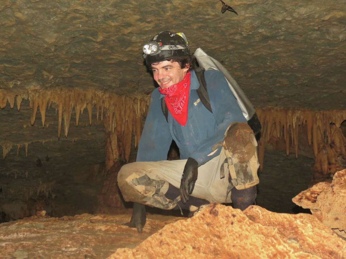 UAlbany professor seeks clues to climate's past in deep caves