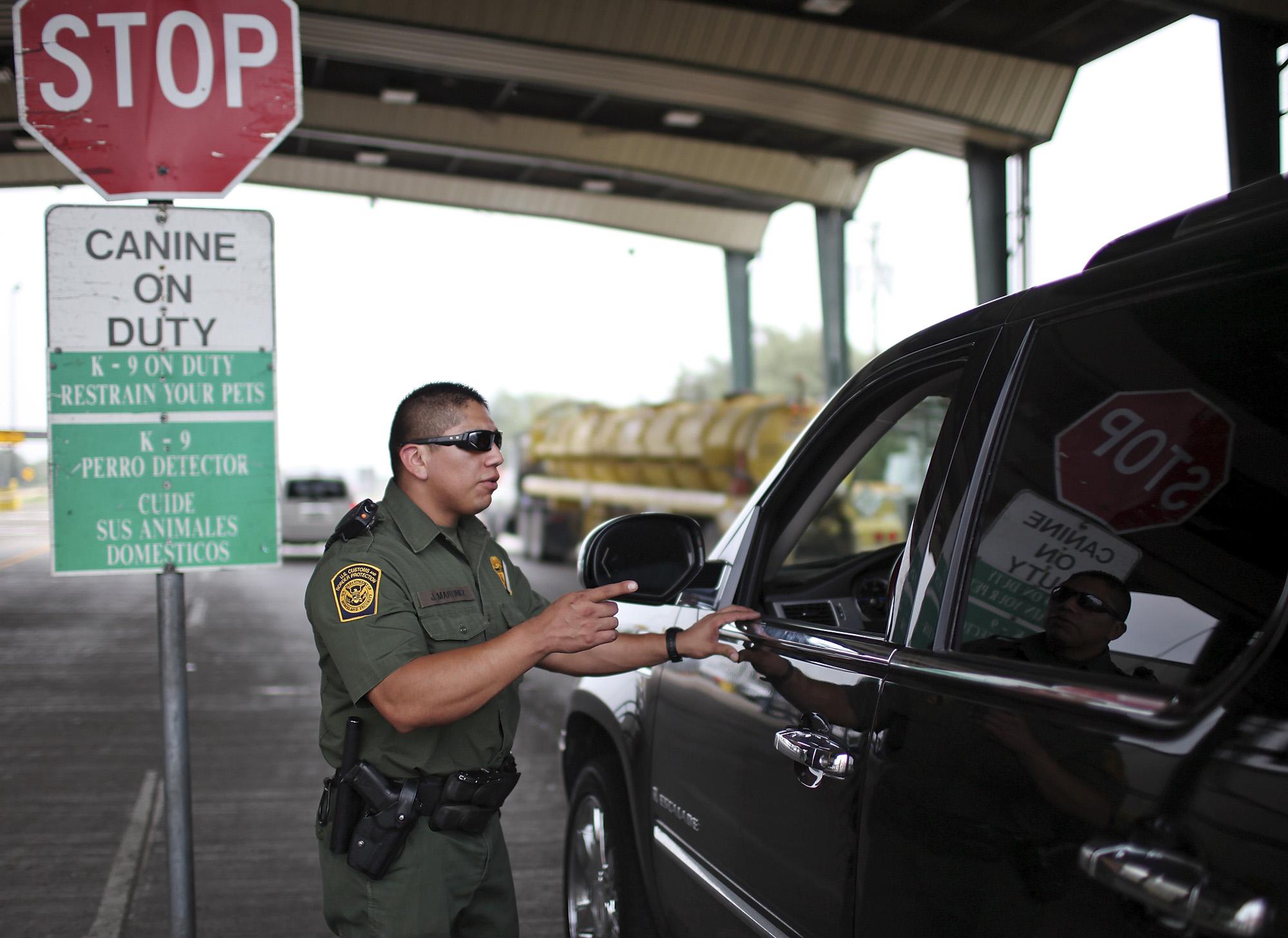 Stop detaining DACA participants