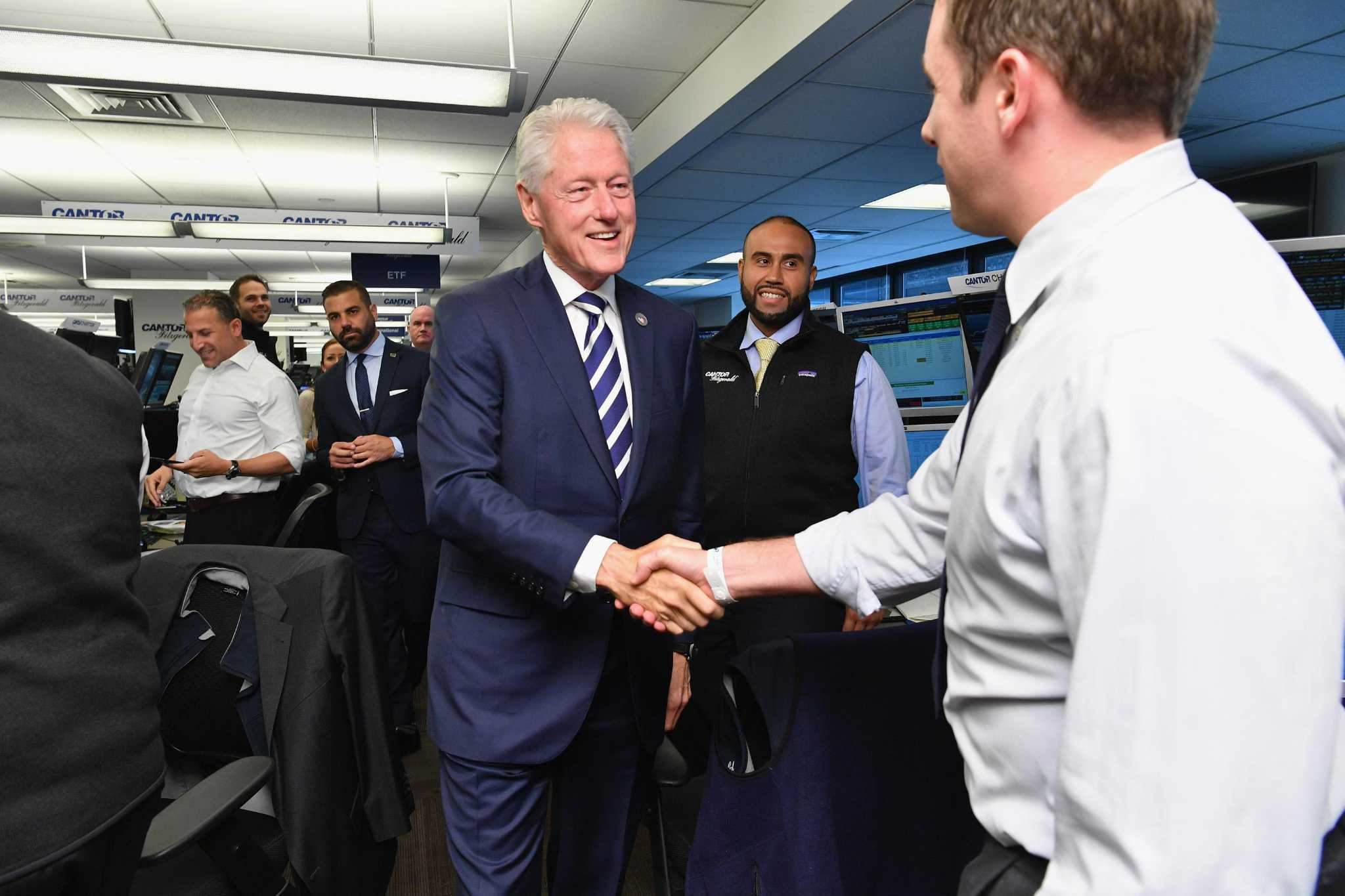 bill clinton: Bill Clinton better pay lil homies bail: Bill