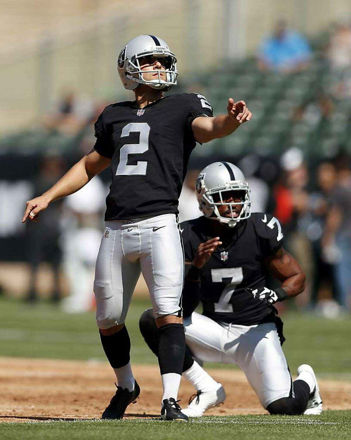 Raiders parting with kicker Giorgio Tavecchio