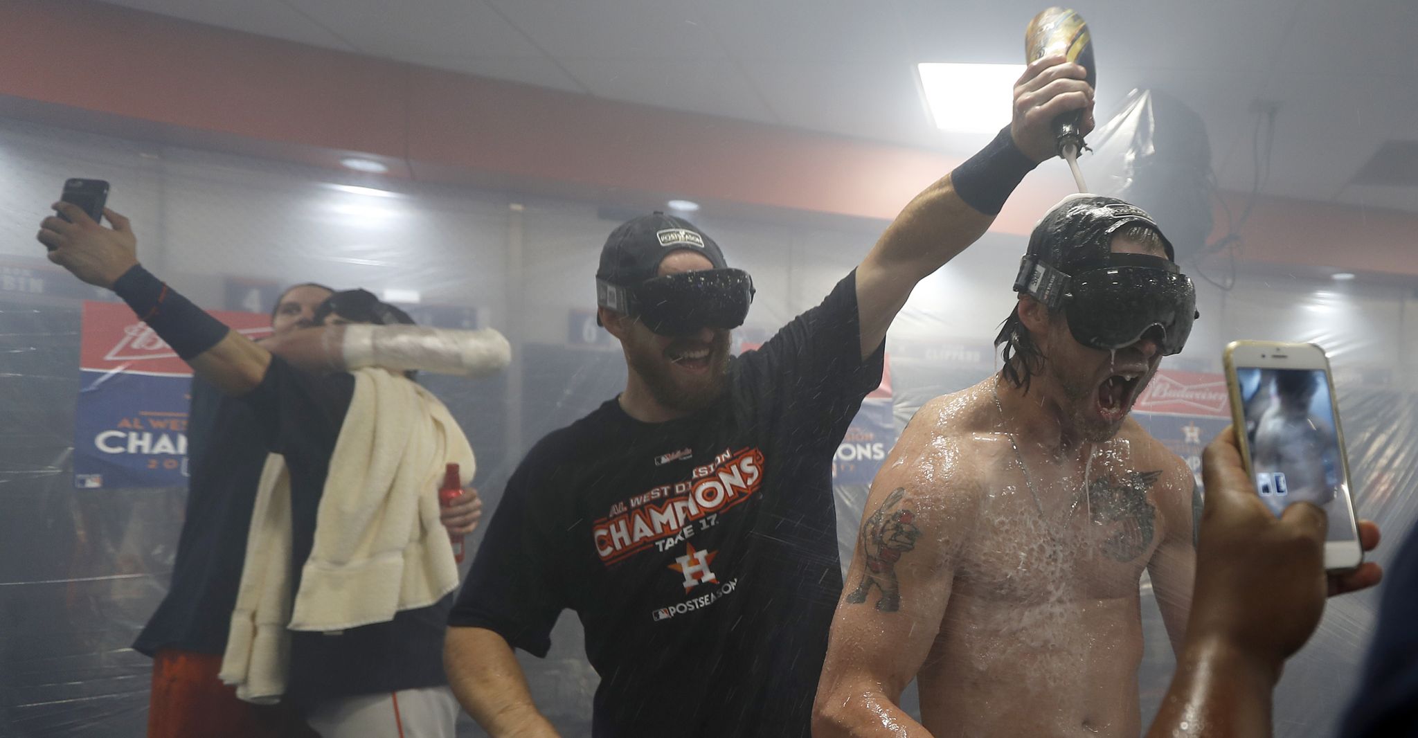 Speedos, Spiderman, And The Tao Of Astros' OF Josh Reddick - The