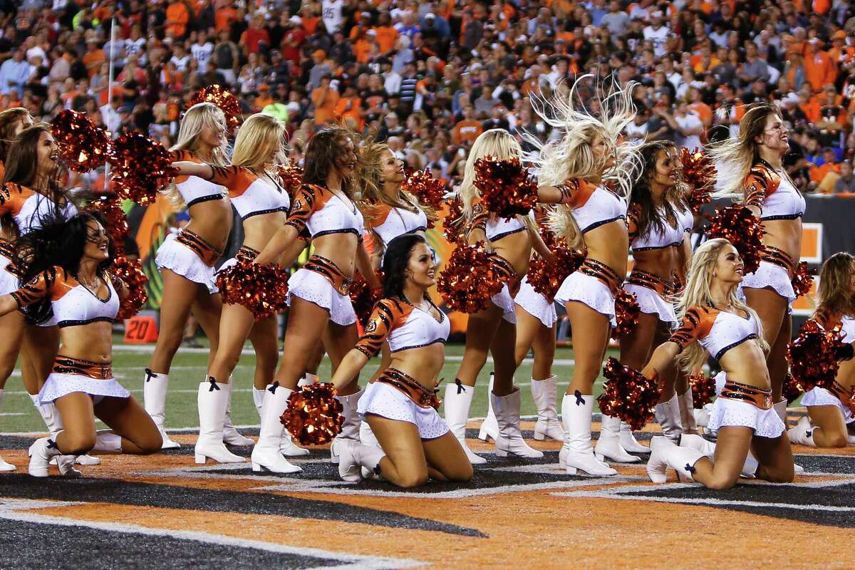 NFL cheerleaders from Week 2