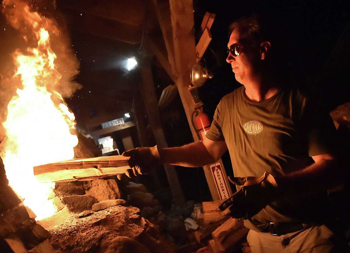 PHOTOS of Woodbridge Potter's Fiery Artistry