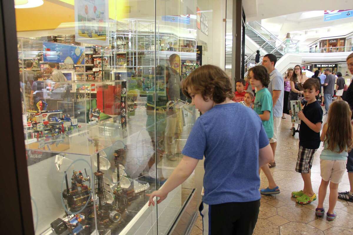PHOTOS Lego store opens at Westfarms Mall