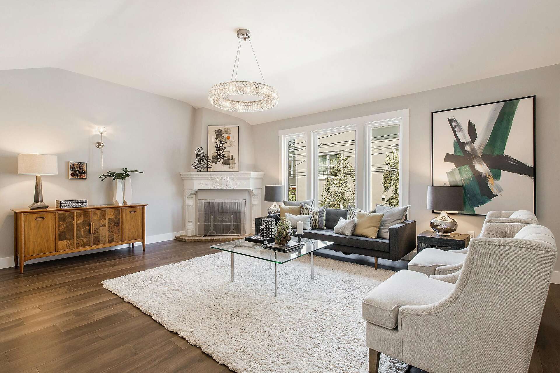 Luxurious renovated two-story home in SF’s Noe Valley
