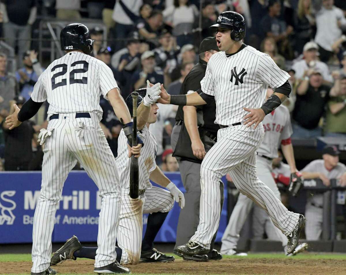 Red Sox' Ellsbury has broken right foot