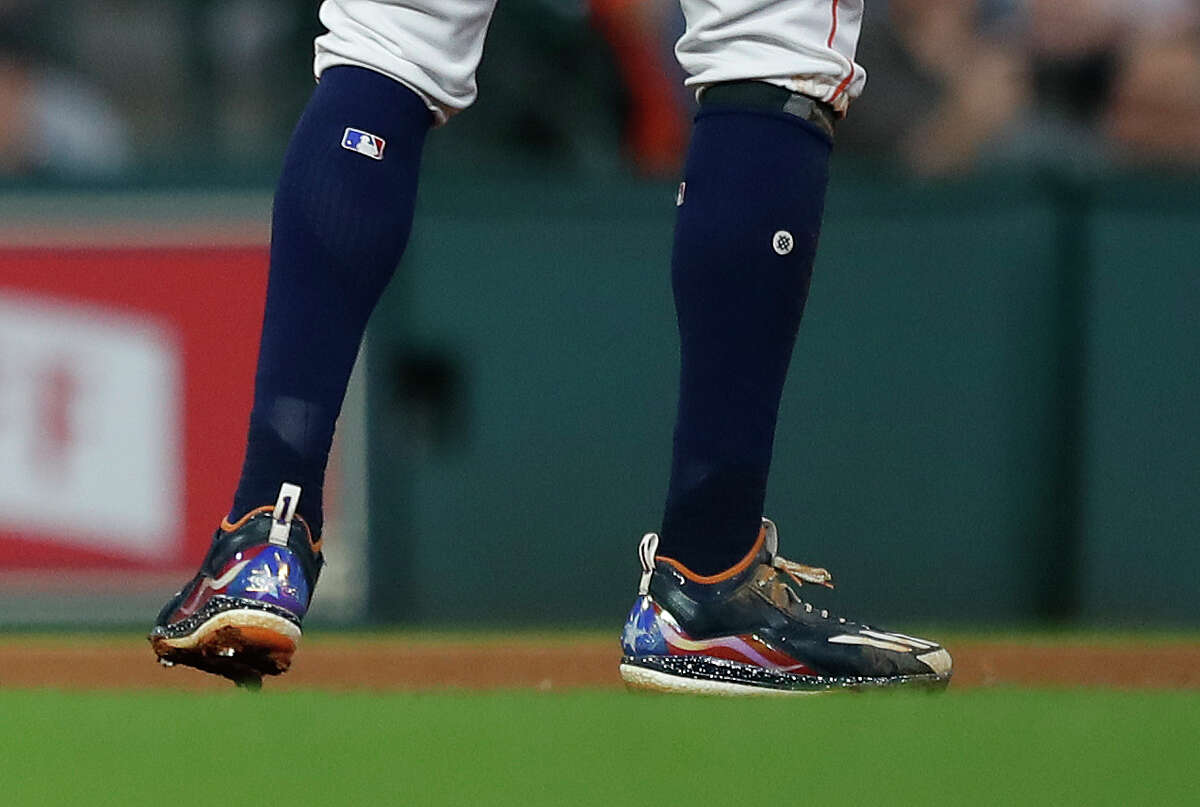 puerto rico baseball cleats