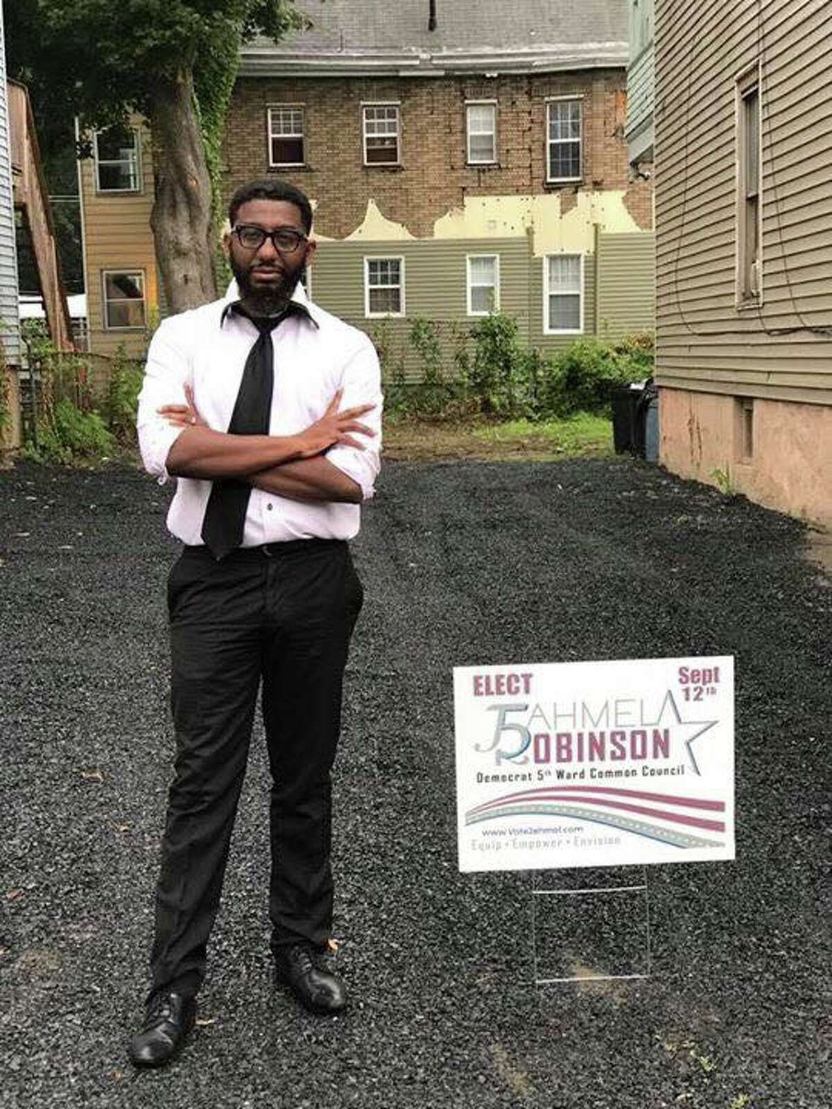 Absentees help Jahmel Robinson win Albany's 5th Ward council seat
