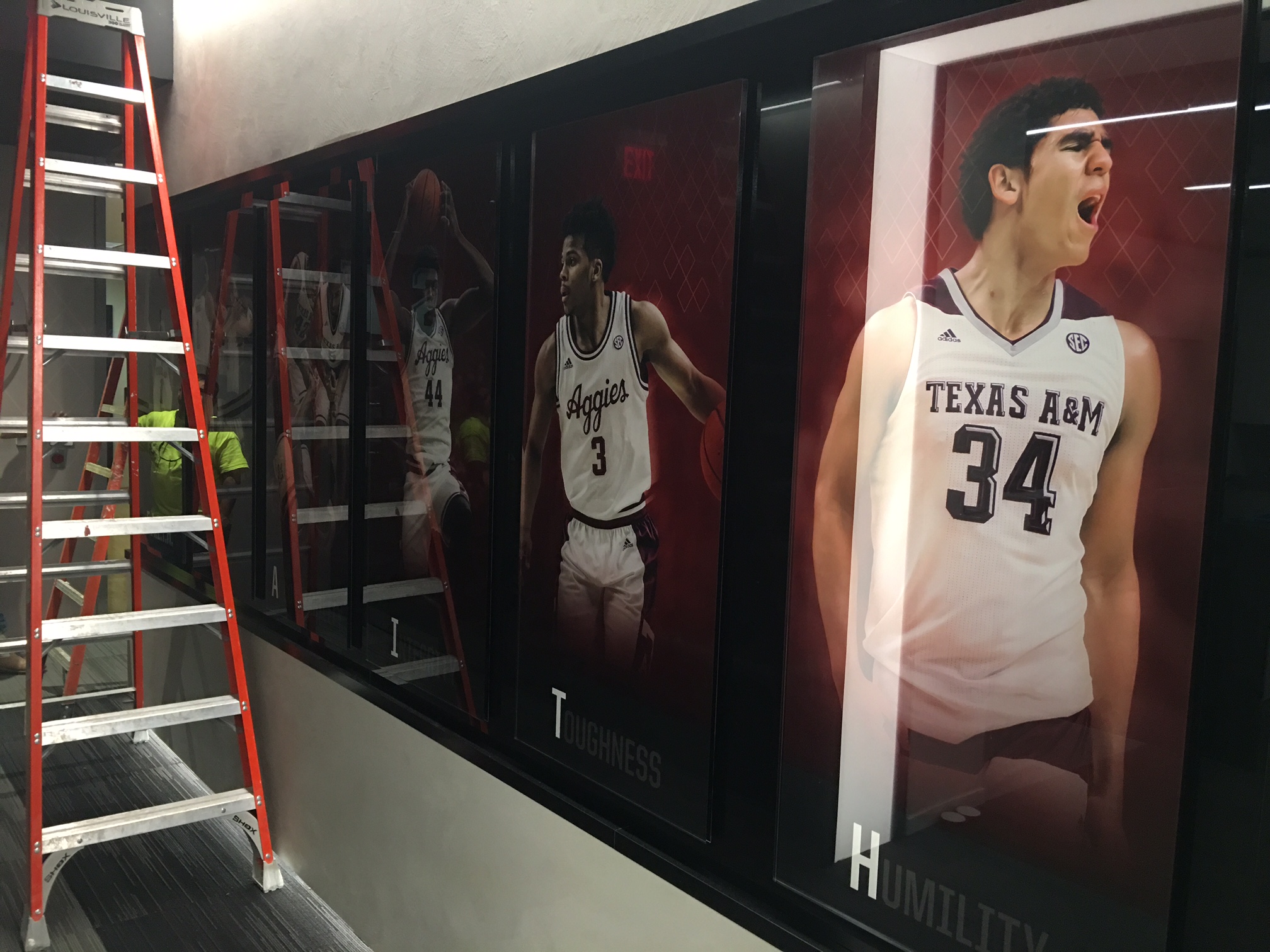 texas aandm football locker room