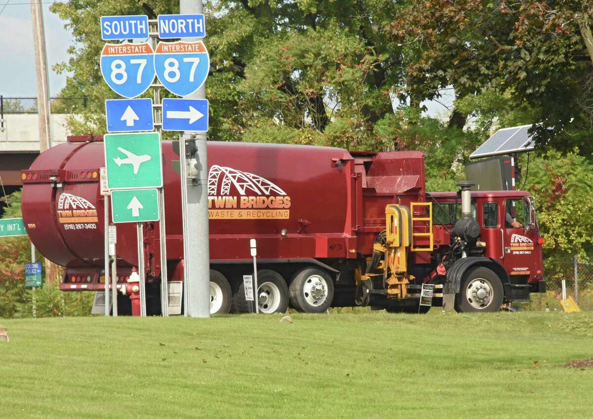 Twin Bridges waste hauler to be sold to Vermont firm