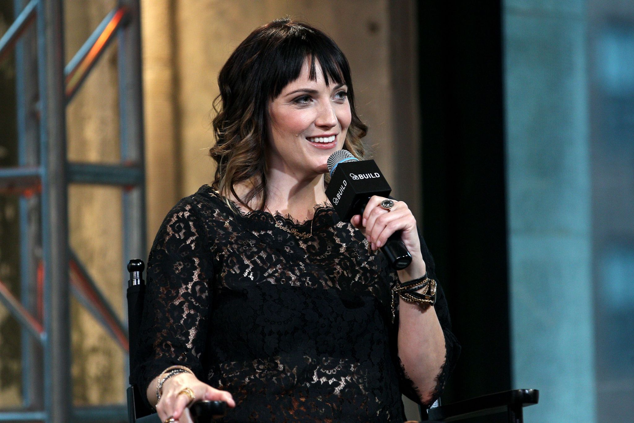 Comedian Jen Kirkman to donate a portion of Heights show proceeds to