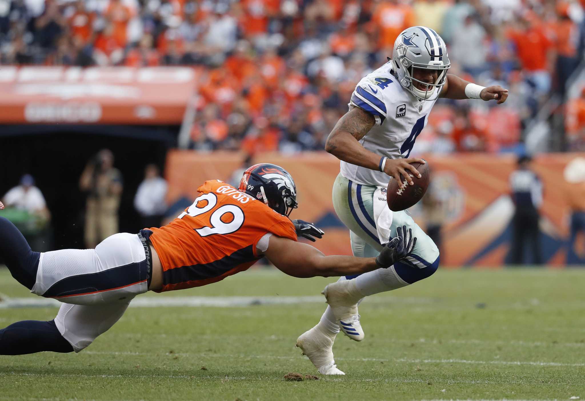 NFL: Cowboys' Prescott, Elliott look to respond after loss