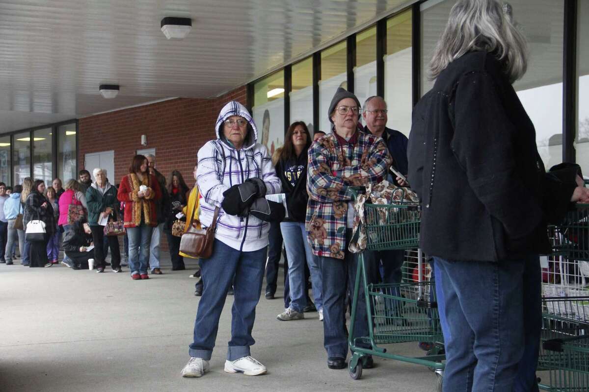 Photos JoAnn Fabric opens in Torrington