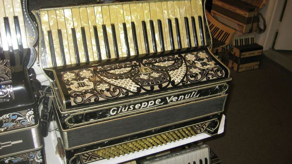 Canaan collector’s accordions help tell story of the past