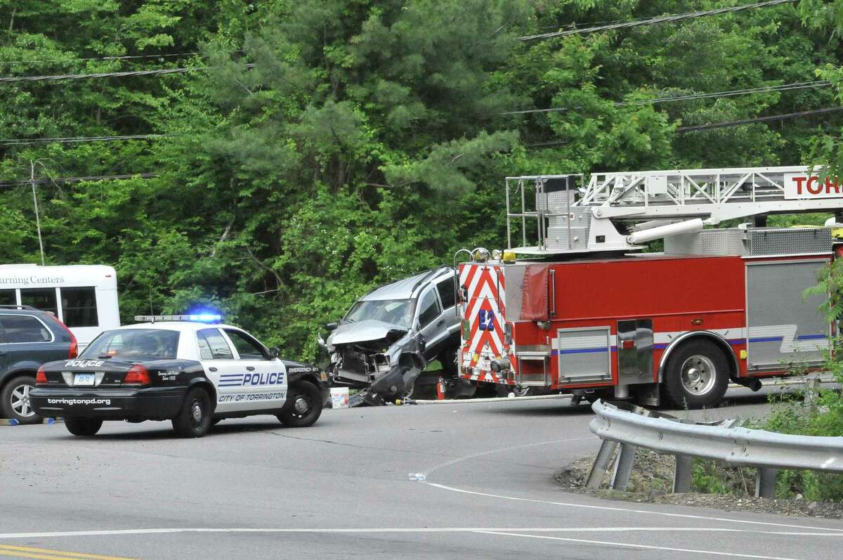 27 injured in 5vehicle crash involving 2 school buses on Winsted Road