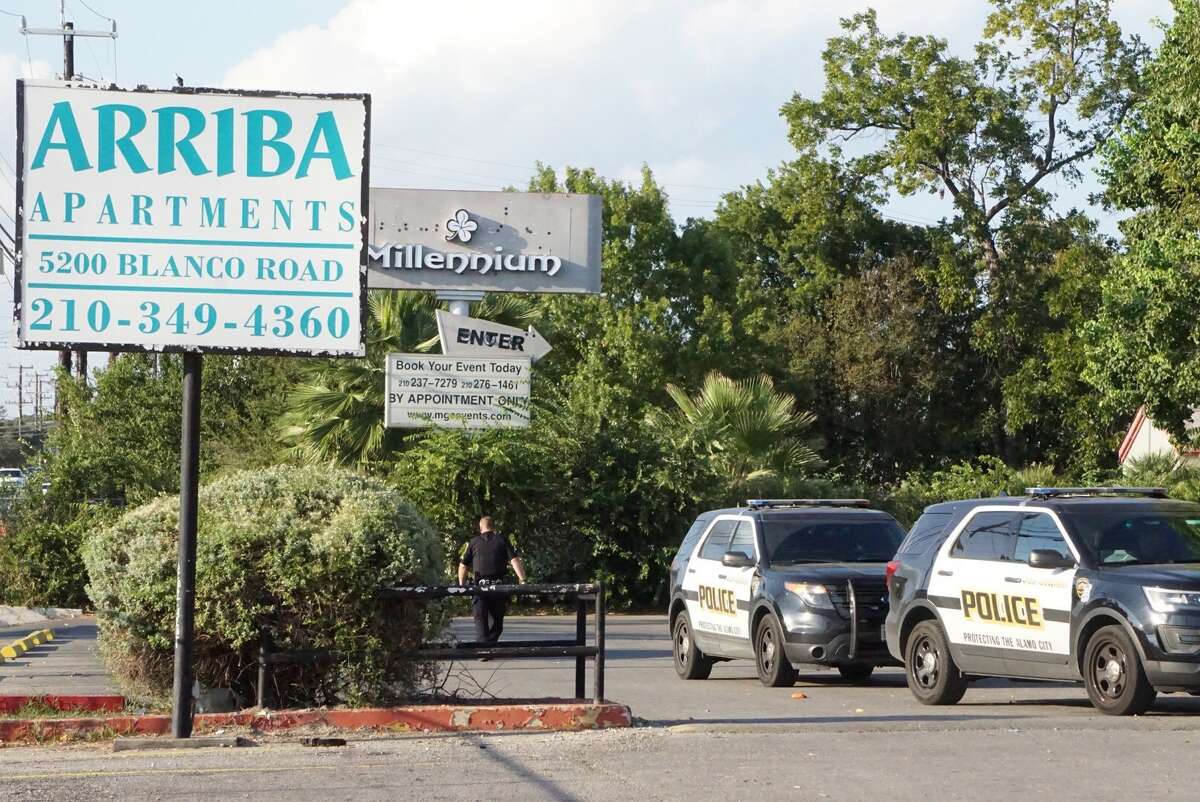 Man critical after North Side stabbing