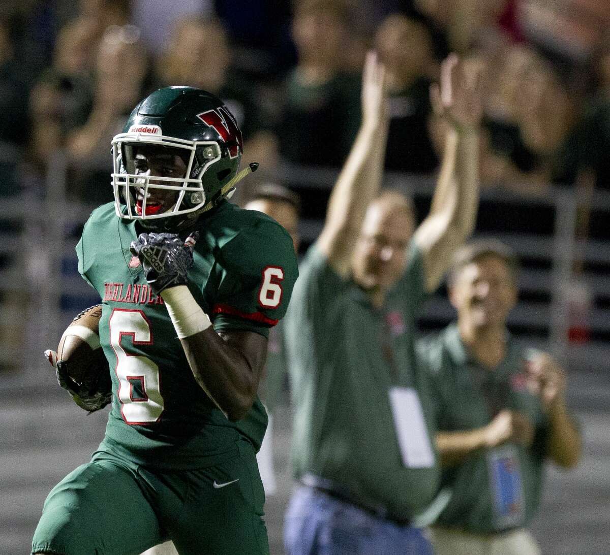 The Woodlands wide receiver Kesean Carter (6) returns a kickoff for a 75-yard touchdown during the third quarter of a non-district high school football game at Woodforest Bank Stadium, Friday, Sept. 22, 2017, in Shenandoah.
