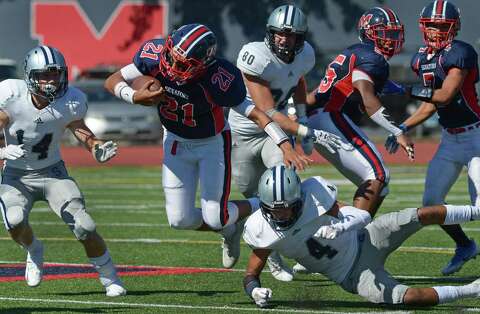 Unbeaten Staples Keeps Momentum Going Connecticut Post