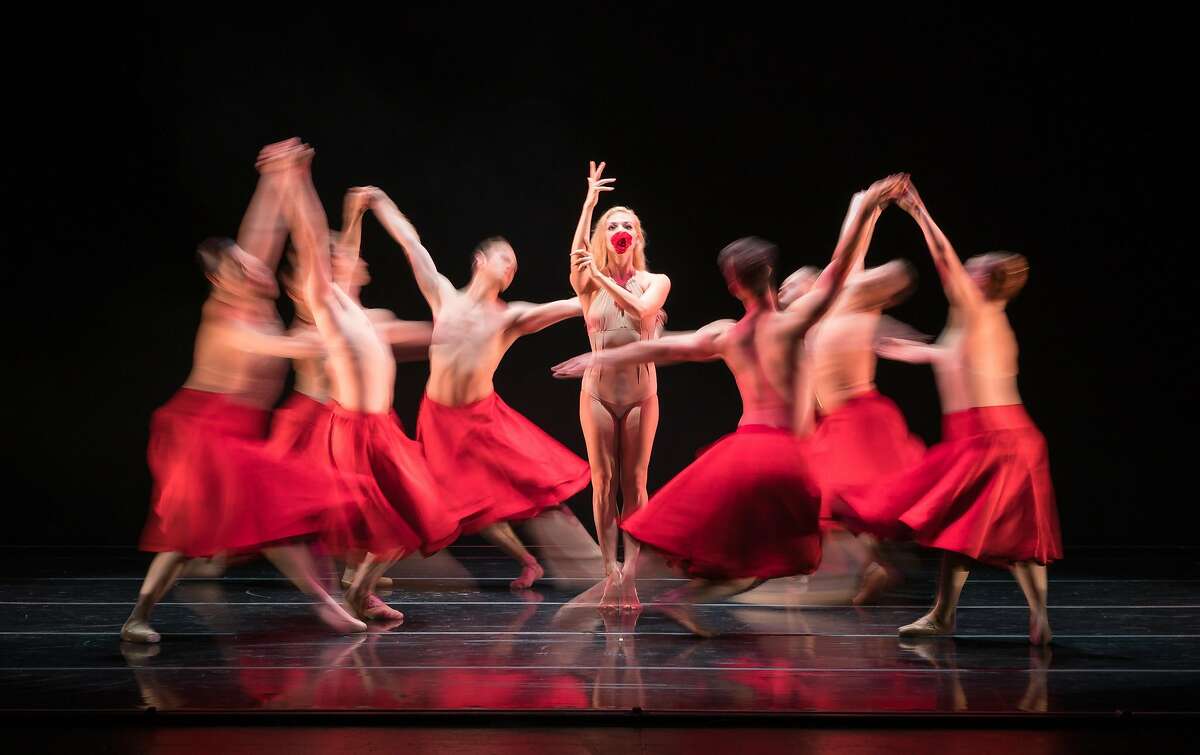 Smuin dancers swirl around Erica Felsch in �Requiem for a Rose,� an exploration of love and romance by Colombian�Belgian choreographer Annabelle Lopez Ochoa. The work received its West Coast premiere as part of Smuin�s Dance Series 01. Photo: Keith Sutter.
