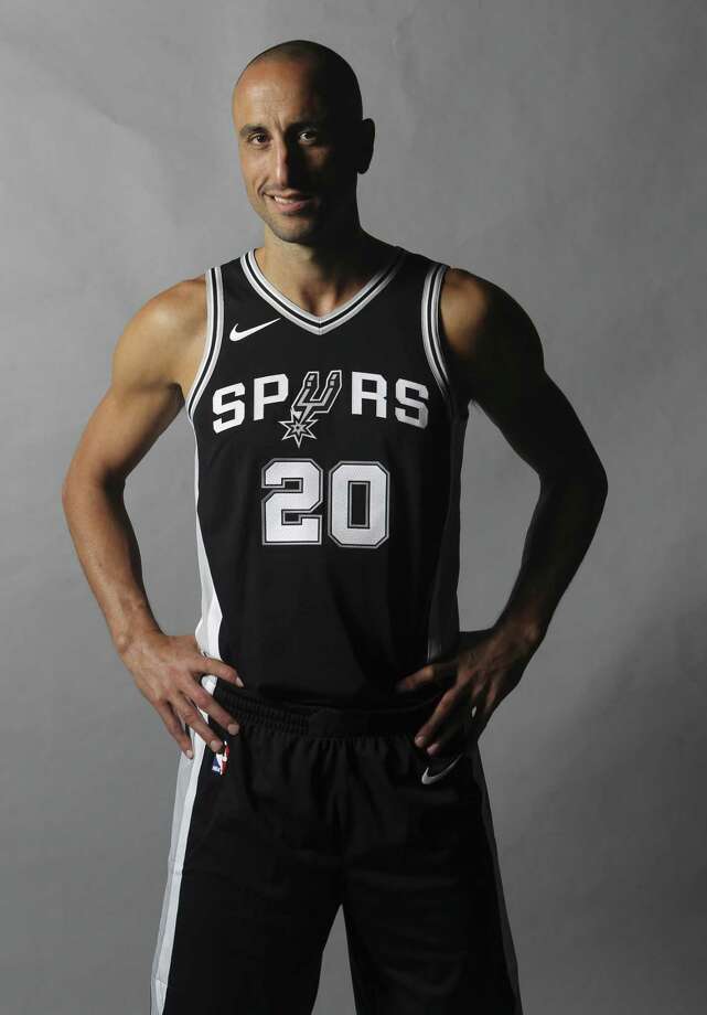 spurs ginobili, sons enjoy rare south texas snowfall