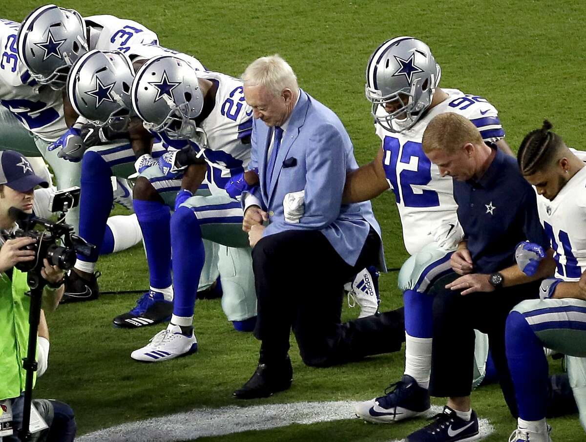 NFL players protest during national anthem