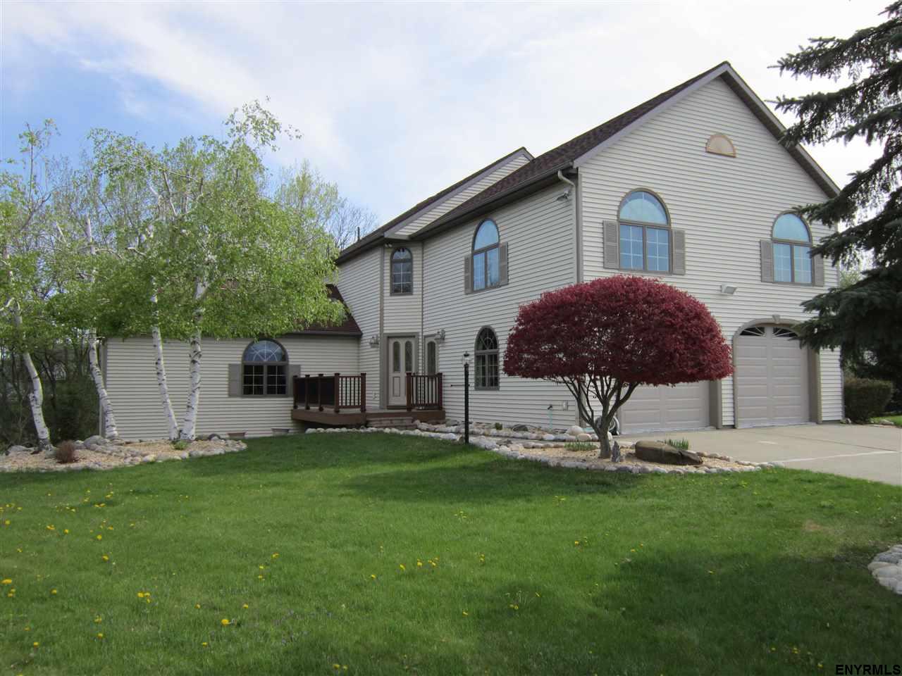 Photos 4 homes for under 400K in East Greenbush