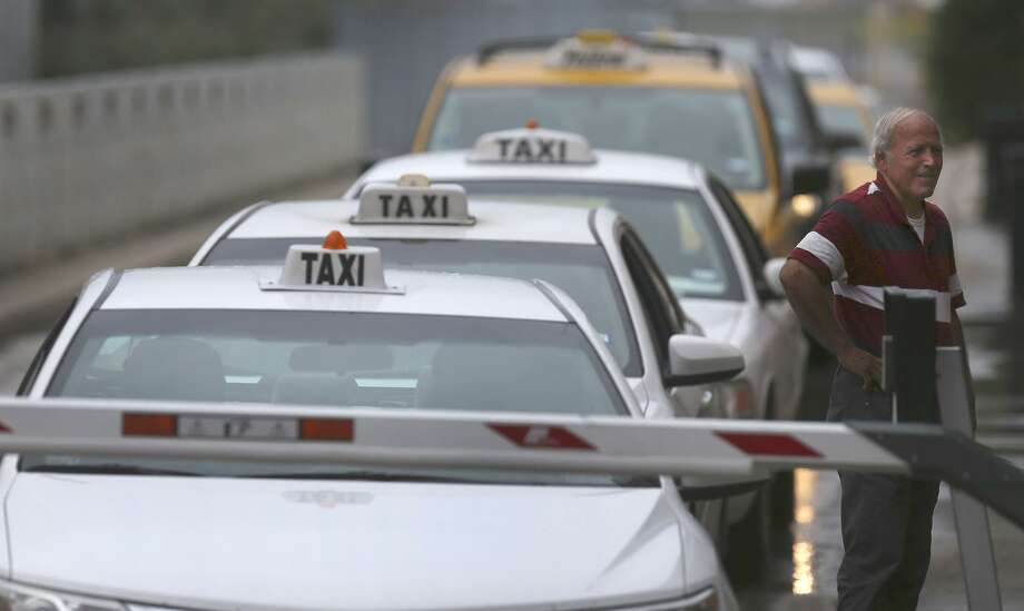 Taxi San Antonio >> City Keeps Its Cap On Taxi Permits For Now San Antonio Express News Taxi San Antonio >> City Keeps Its Cap On Taxi Permits For Now San Antonio Express News