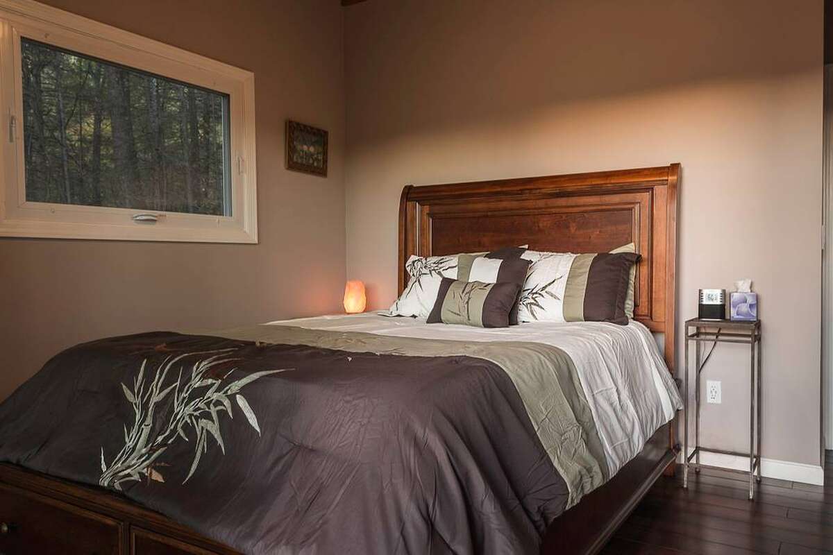 The best Airbnbs for vacationers seeking fall foliage