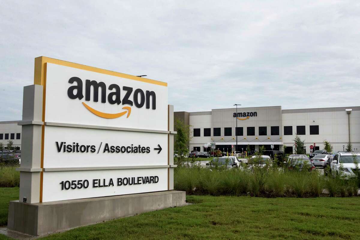 The Amazon warehouse complex is shown on Wednesday, Sept. 27, 2017, in Houston. ( Brett Coomer / Houston Chronicle )