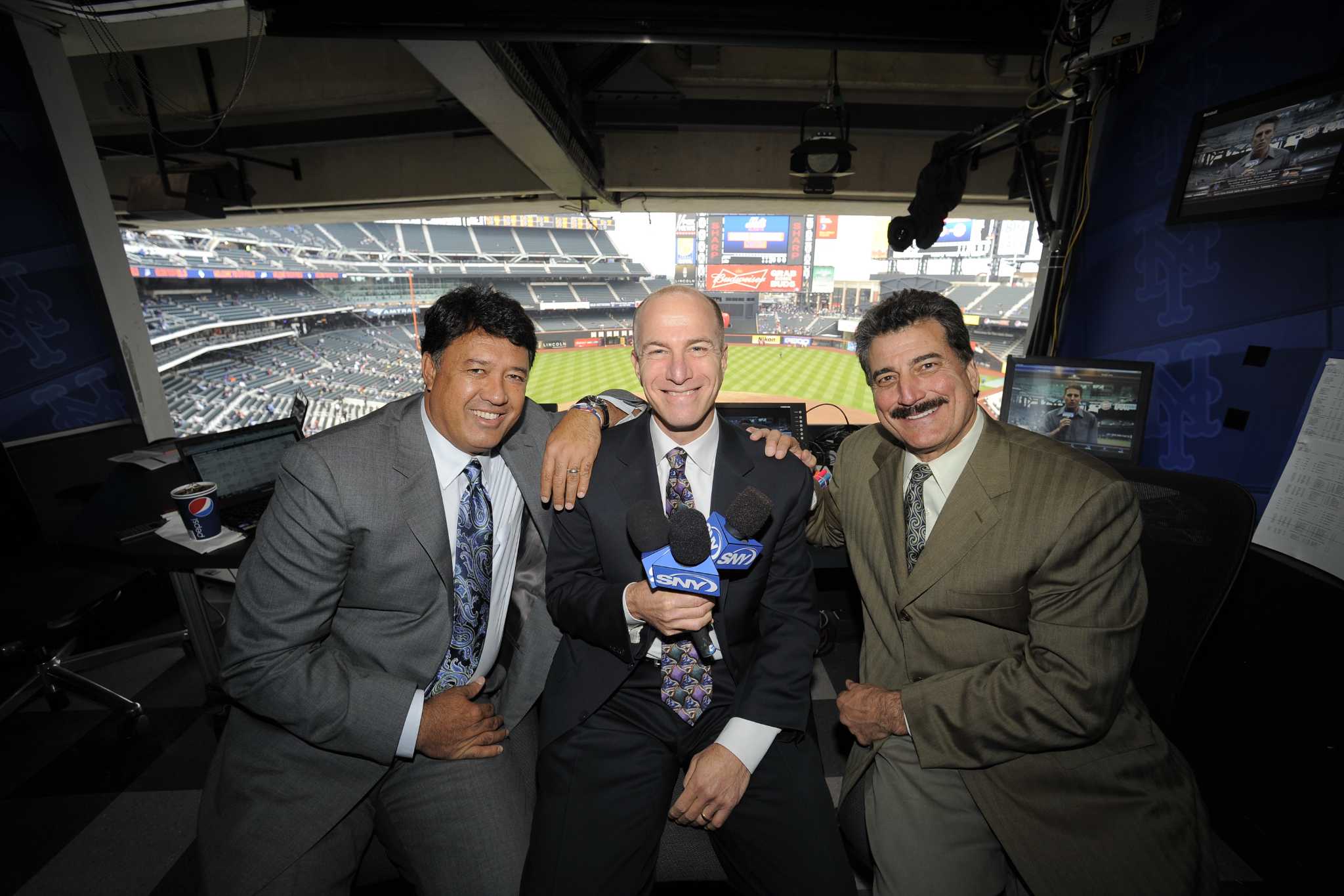 Sports media Ron Darling moves to national stage