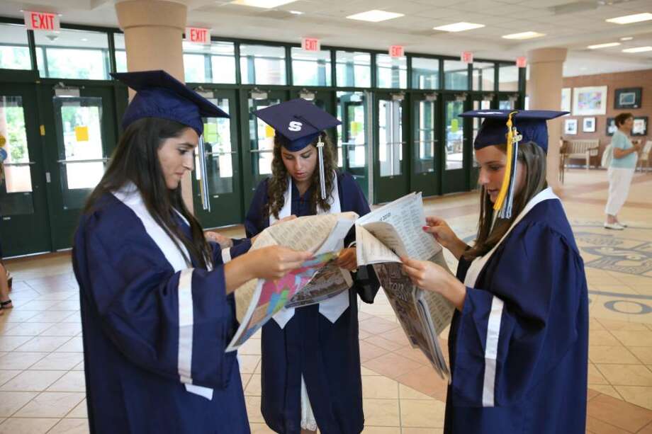 Staples High Hands Out 405 Diplomas To The Class Of 2010