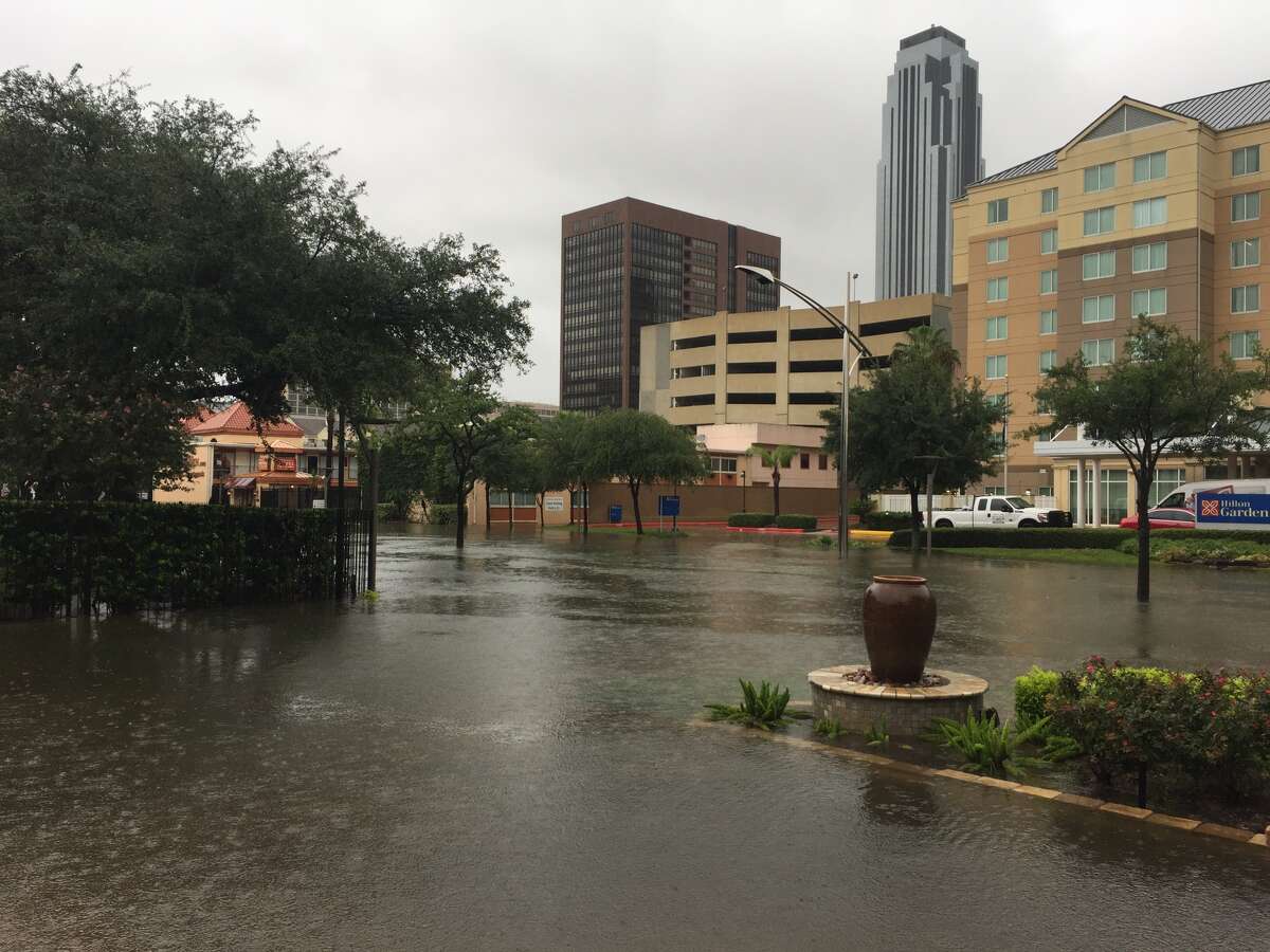 Galleria Mall the largest Houston property potentially damaged by Harvey -  Houston Business Journal