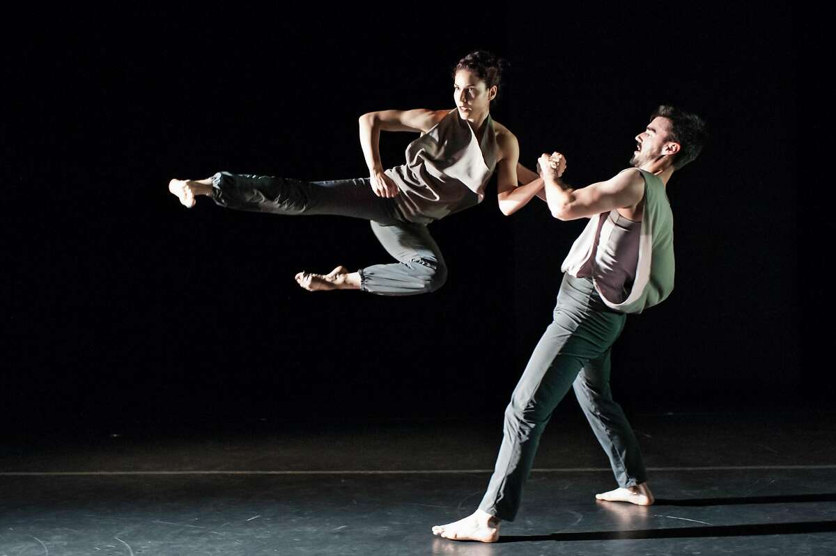 Nicole Diaz and Ryan Rouland Smith in the West Coast premiere of Kate Weare Company's Marksman at ODC Theater. Photo: Keira Heu-Jwyn Chang