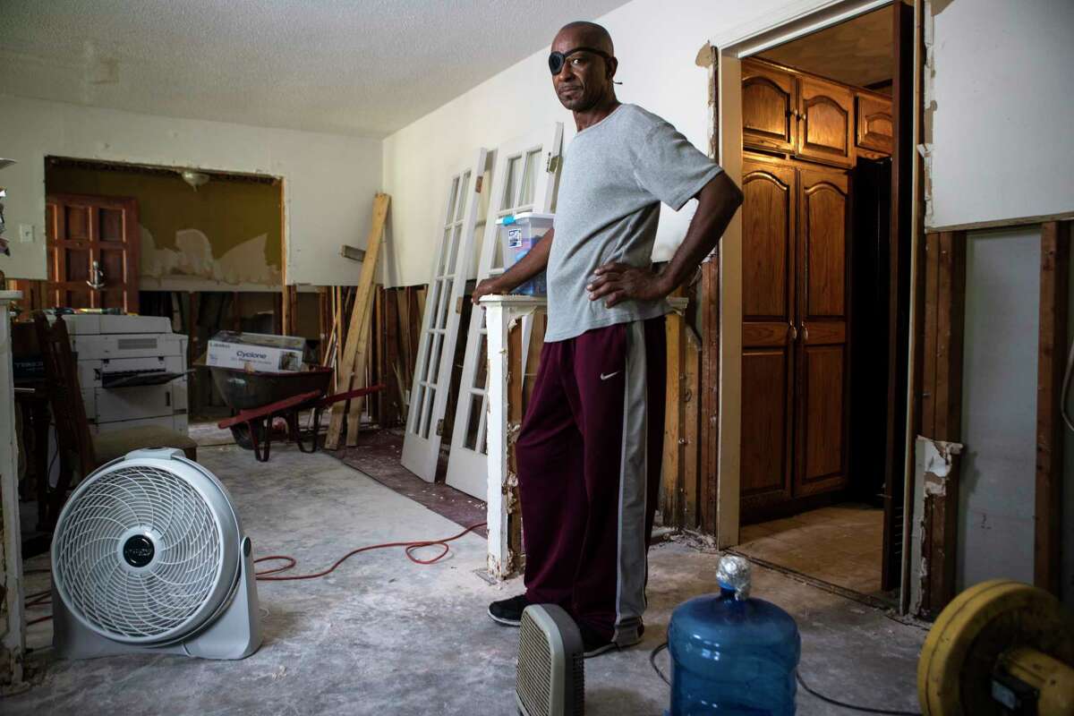 hanging on bought out houston neighborhood endures on memories and open space