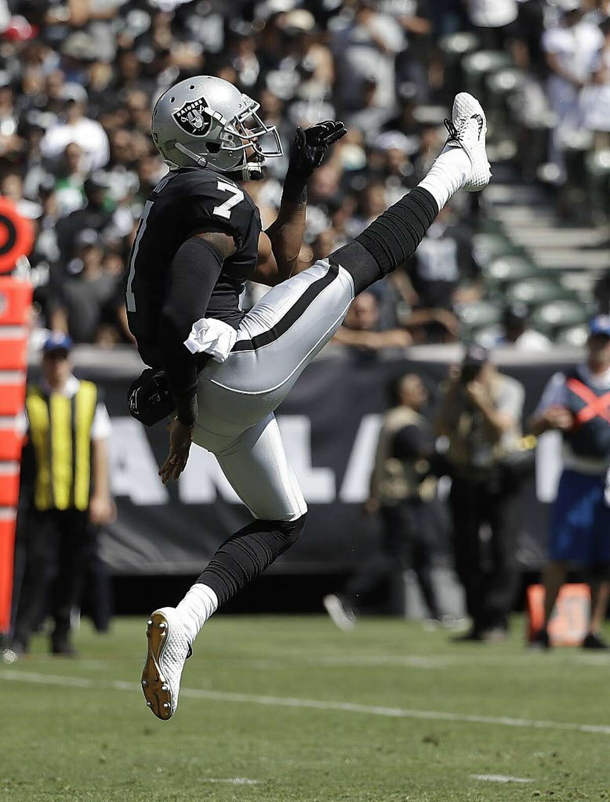Raiders punter takes his quirky act to altitude of Denver
