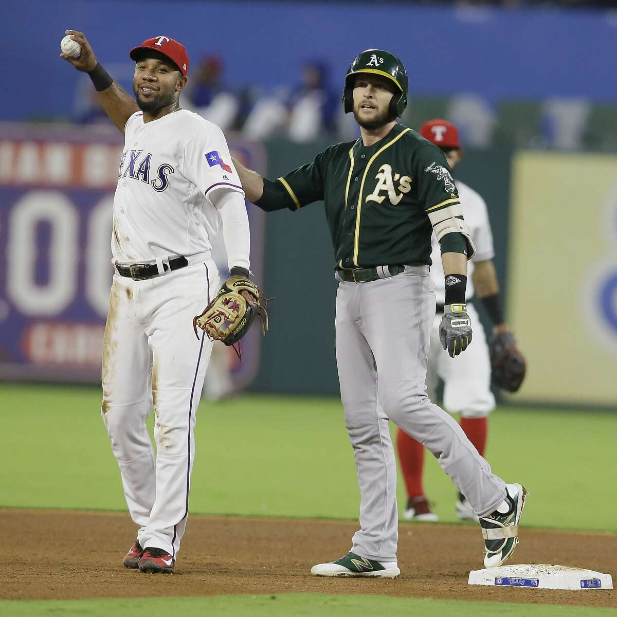 A's Elvis Andrus, a longtime Ranger, says return to Texas will be