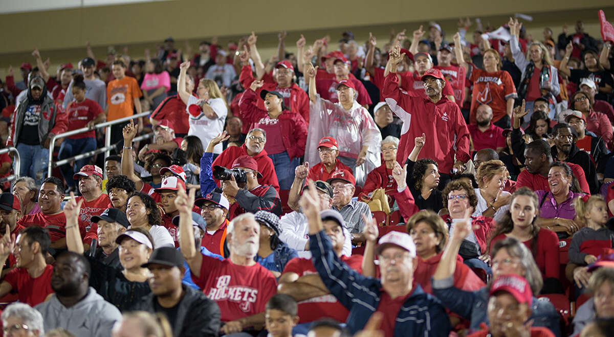 Ranked The top 10 high school football stadiums in the San Antonio area
