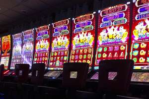 Las Maquinitas: While permit fees rise, game rooms have been overlooked in Laredo since 2014