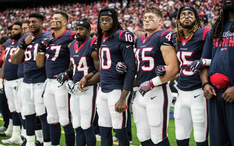 Texans players who don't want to stand for the national anthem next year can choose to stay in the locker room while it's played, per the NFL's new anthem policy announced Wednesday. Photo: Brett Coomer, Houston Chronicle / © 2017 Houston Chronicle