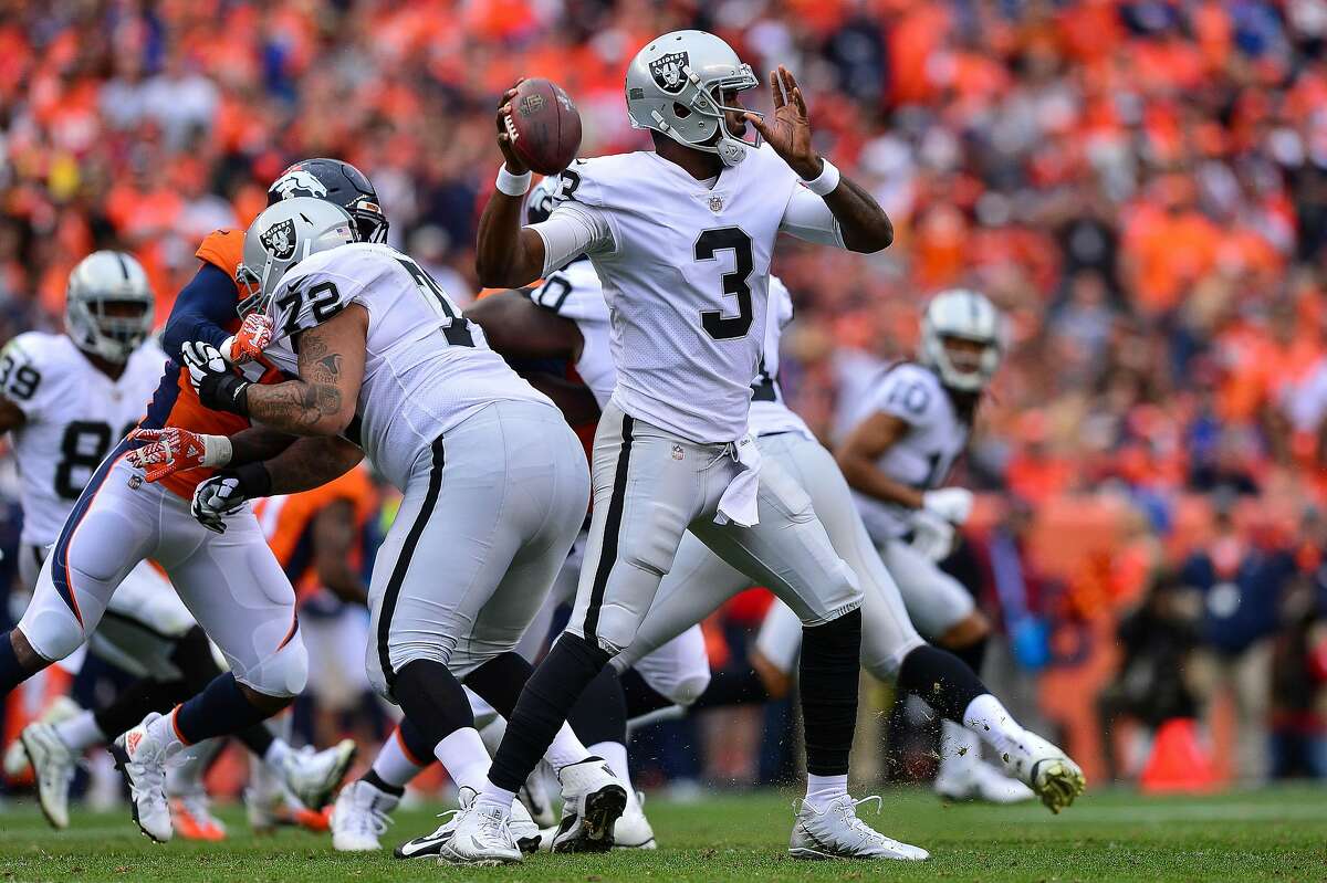 DENVER, CO - OCTOBER 1: Quarterback EJ Manuel #3 of the Oakland Raiders passes against the Denver Broncos in the third quarter of a game at Sports Authority Field at Mile High on October 1, 2017 in Denver, Colorado. (Photo by Dustin Bradford/Getty Images)