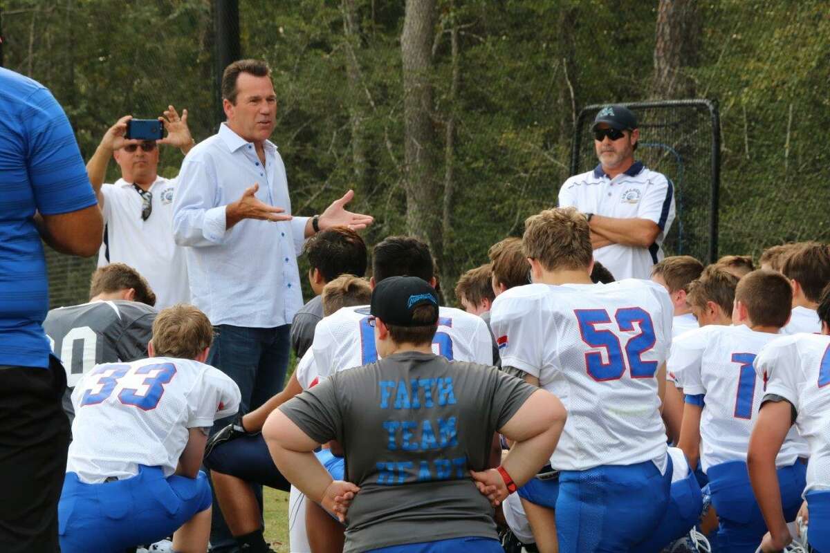 Former Texans coach Gary Kubiak had plenty of advice to share with St. Anthony of Padua players earlier this school year.