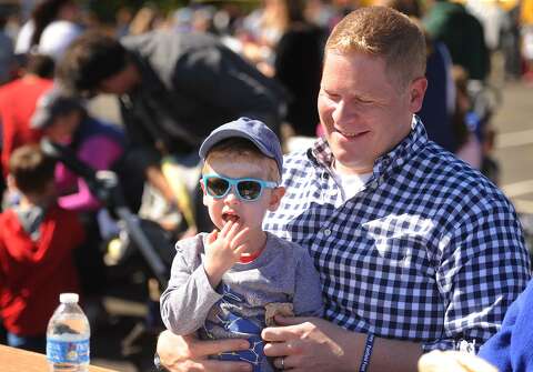 In Pictures Foodies Gather For Fairfield Food Truck