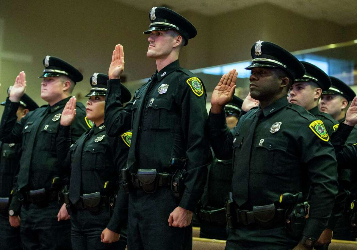 59 new HPD officers sworn in during graduation ceremony