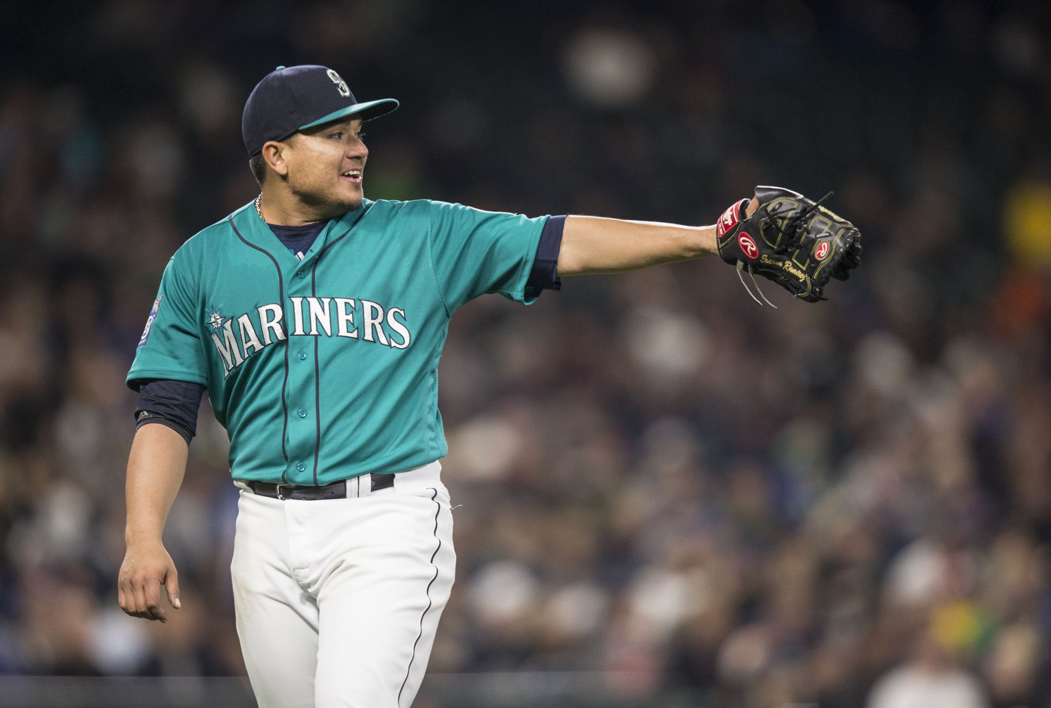 Mariners Acquire Dee Gordon, and Get a Better Shot at Ohtani - The