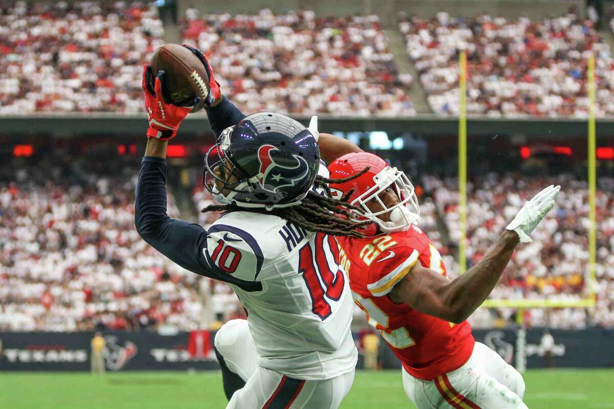 HOUSTON, TX - SEPTEMBER 04: Kansas City Chiefs quarterback and