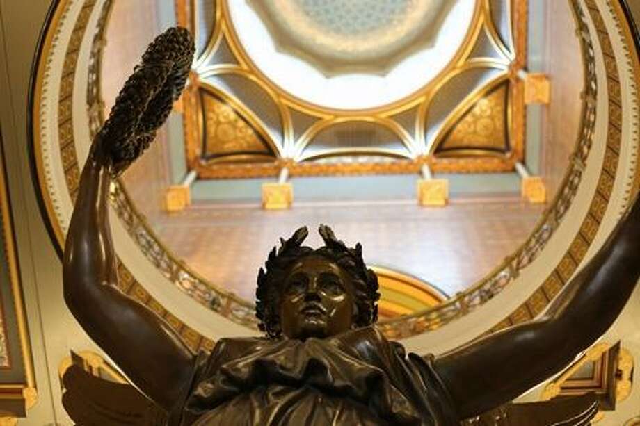 Even under executive order, Connecticut to end year in deficit New