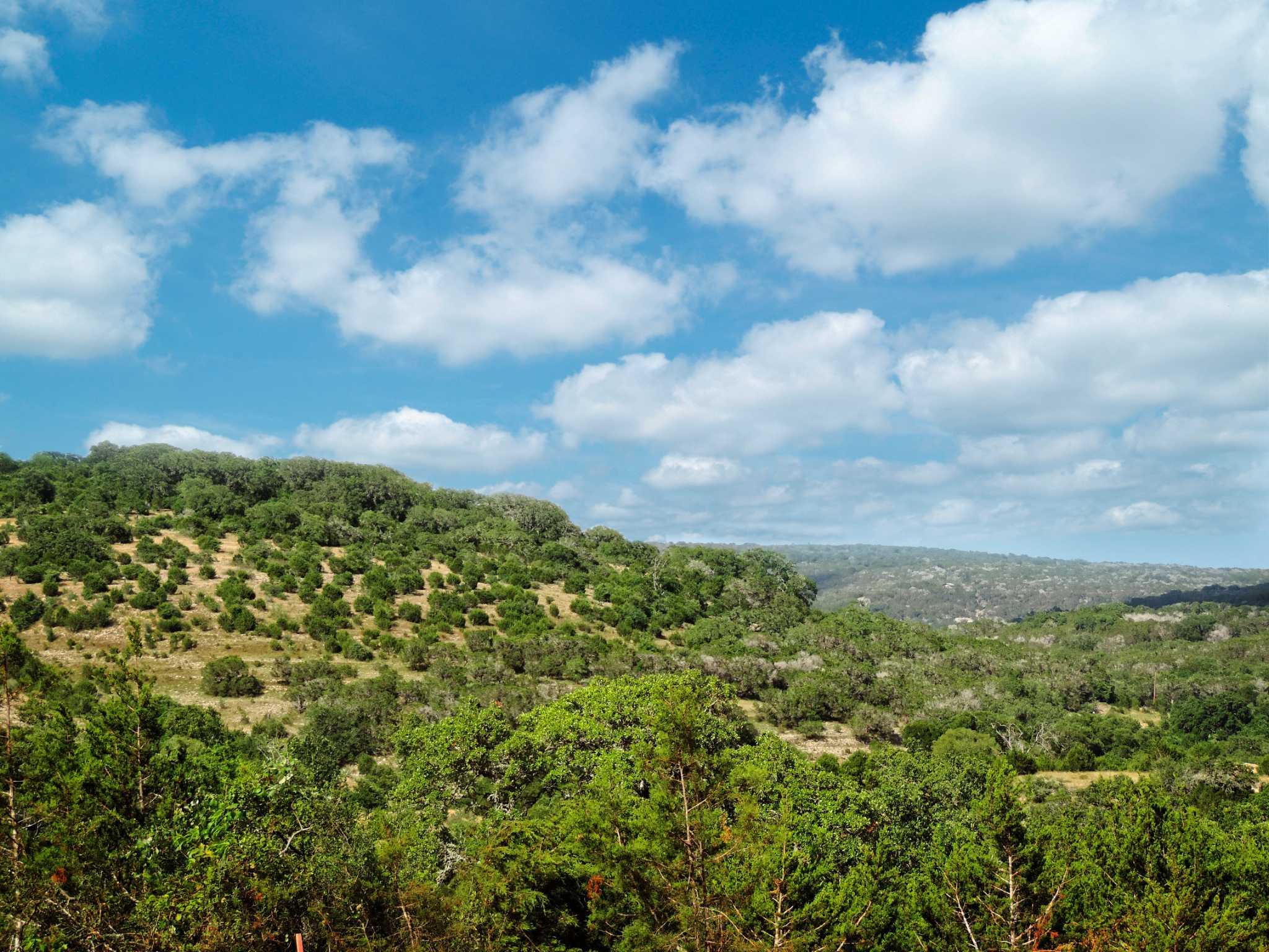 Texas Hill Country homes, acreage properties available at Vintage Oaks - Houston Chronicle