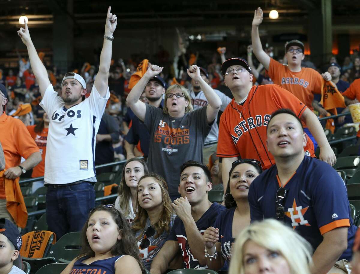 Astros Fail To Sweep Red Sox, But The Fans Remain Faithful