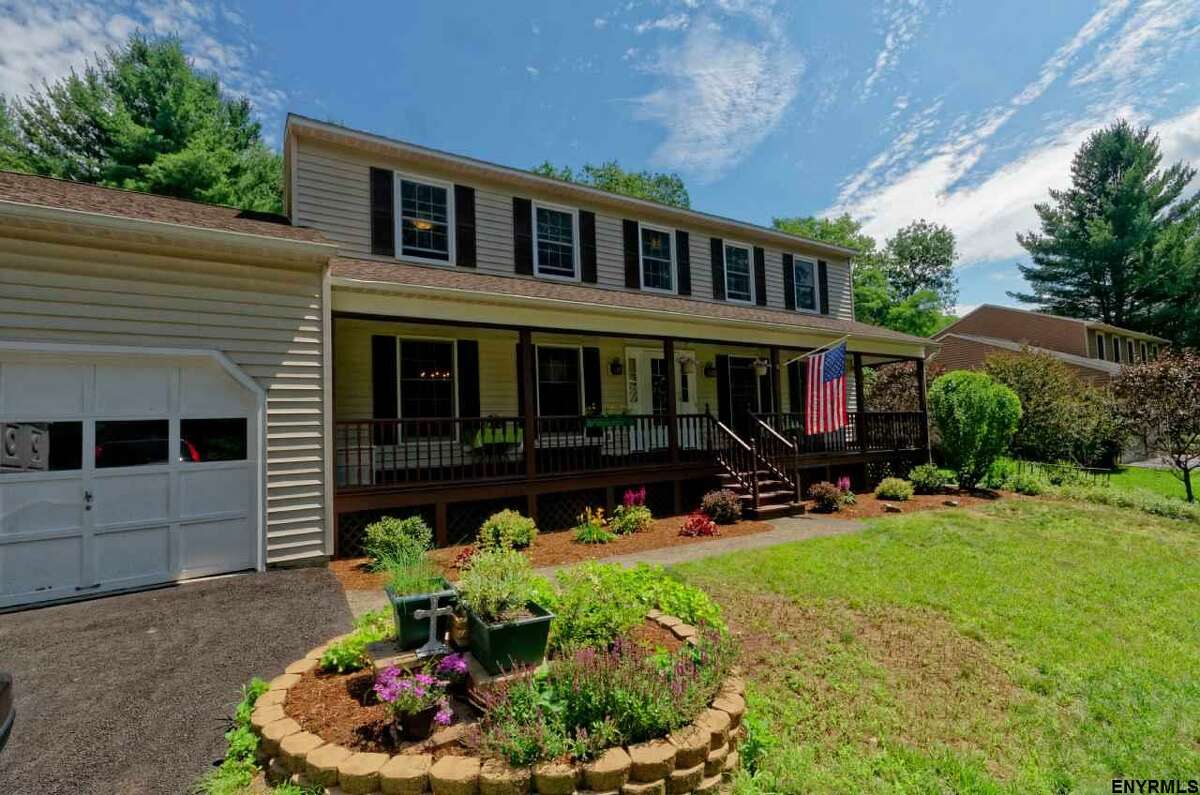 Capital Region homes with threeseason rooms